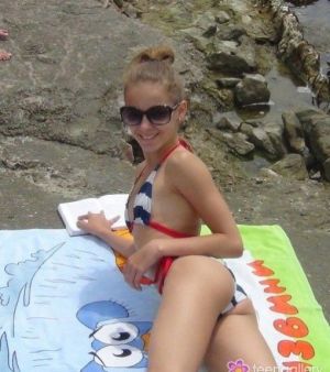 Pic - Teenager Swimsuit
