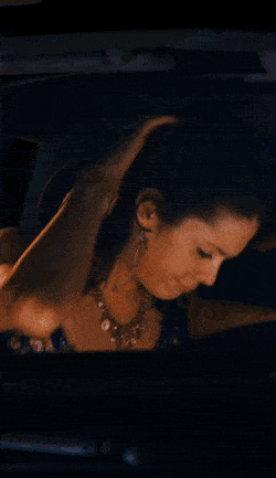 Gif - Ali Cobrin