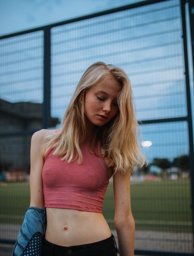 pinkish top