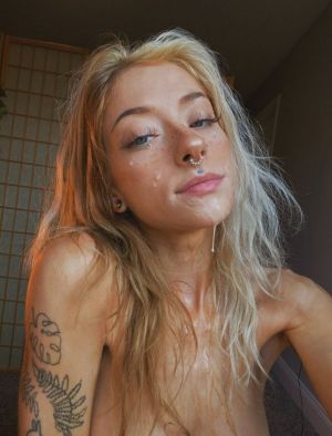 Pic - Ideal Blonde Displaying Off Her Facial Cumshot