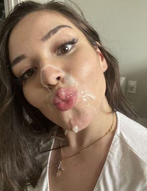 Pic - Cumslut Facial Cumshot Smooch