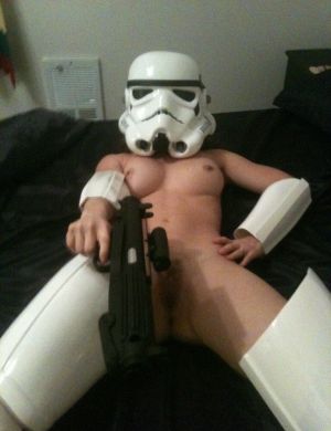 Pic - Nude Starlet Wars Costume Have Fun